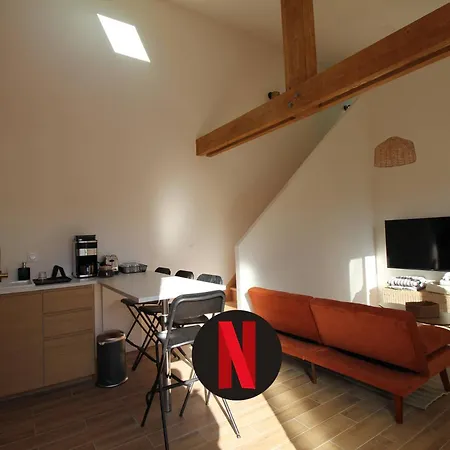 La Maison De Louise